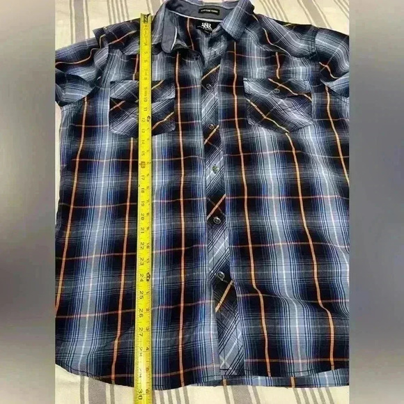 Rock & Republic size large button down blue plaid short sleeve - Picture 6 of 7